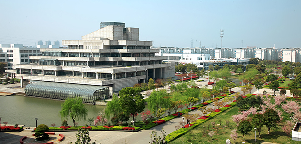 我的大學(xué)-大學(xué)志
