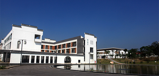 我的大學(xué)-大學(xué)志