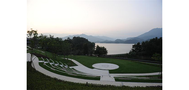 浙江旅游職業(yè)學院 - 最美大學