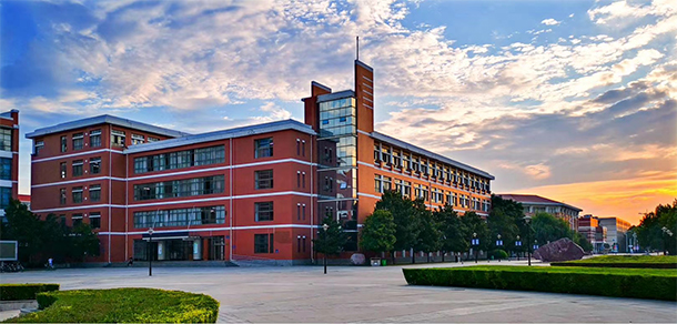 我的大學(xué)-大學(xué)志