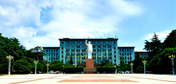 我的大學(xué)-大學(xué)志