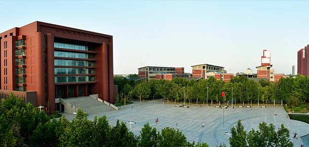 河北大學