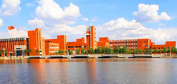 沈陽工業(yè)大學(xué) - 最美院校