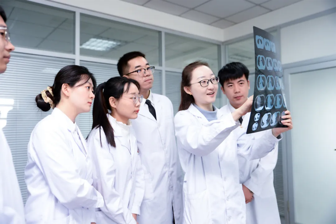 遼寧何氏醫(yī)學(xué)院－2022年招生簡章