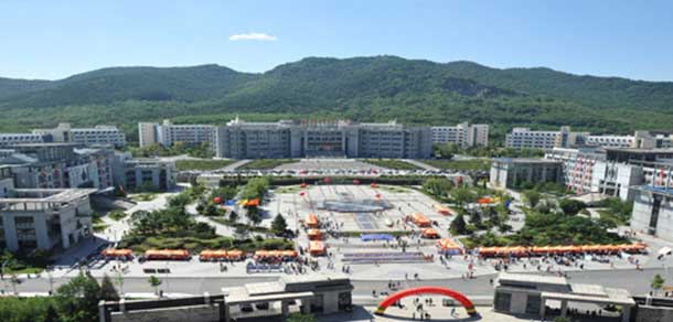 遼寧科技大學