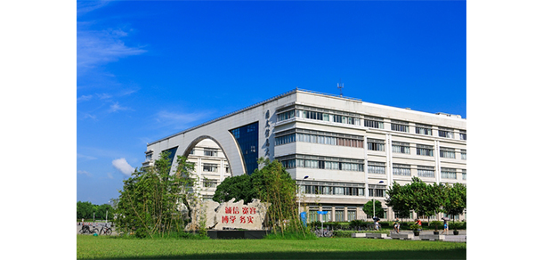 我的大學(xué)-大學(xué)志